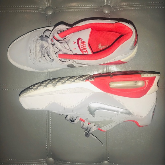 Nike Air - Picture 2 of 2
